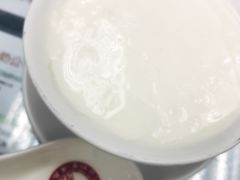 -义顺牛奶公司