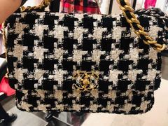 -CHANEL(恒隆广场店)