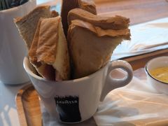 艾美利亚三明治-LAVAZZA拉瓦萨咖啡(中航城君尚购物中心店)