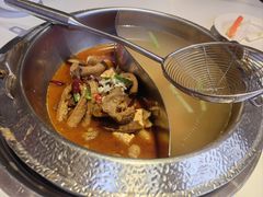 特色牛杂鸳鸯锅-左庭右院鲜牛肉火锅(环球港店)