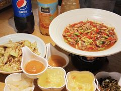 -湘阁里辣(沙井华润万家店)