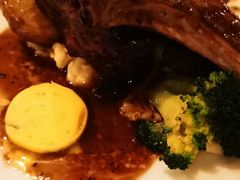 碳烤菲力牛排配羊排-WOLFGANG PUCK KITCHEN & BAR(迪士尼小镇店)