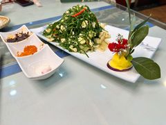 -三江源美食城