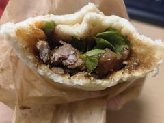 -胡万串饼(轻工大木桥小区店)