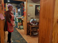 -粘豆包铁锅炖二部(温泉街店)
