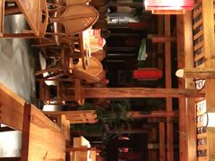 -野山舂·贵州现舂酸汤火锅(鸿通城店)