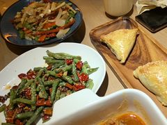 -耶里夏丽·新疆菜·28年喀什老馆(田林东路店)