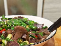 -榕江牛瘪牛肉火锅