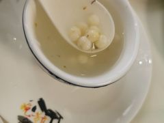 -七的湖·晚芳亭·阳澄湖农家菜·大闸蟹(莲花岛店)
