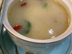 -六和聚传统烤鸭.天津菜(和平店)