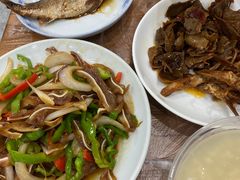 炒顺风-蓝精灵饺子店