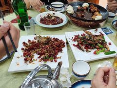 -鹤乡东北菜(崮山路店)