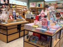 -墨格(世茂广场店)