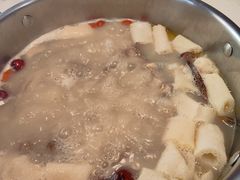 -煲王粤菜餐厅(中侨中心店)