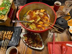 成都特色锅底-红料理|串串有瘾·烧烤(吴中路店)