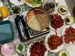 -金马门国际美食百汇(珞喻路店)