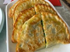 三鲜韭菜盒-牟传仁饭庄(星海店)