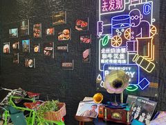 -上海漕河泾万丽酒店