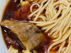 -易毛特色牛肉面(解放碑步行街店)