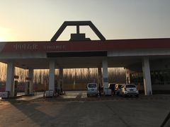 -中国石化滦州服务区（北京方向）加油站