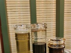 -花馬肆.云南过桥米线(汉神购物广场现场熬汤店)