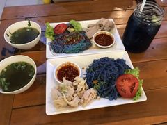 -蝶豆花蓝面条