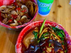 -小吴水煮(羊子巷无任何分店)