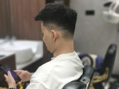 -鸿通城购物中心