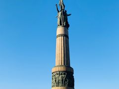 -人民防洪胜利纪念塔