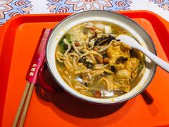 -丽丽三鲜螺蛳粉(田林路店)
