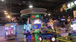 -卡通尼乐园(银泰店)
