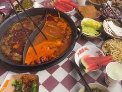 -赵美丽·重庆社区火锅·直营店(火车东站·中豪国际店)