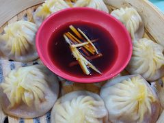 蟹黄汤包-食惠里小笼包面馆(越秀店)
