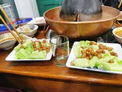 -楼外楼大刀肉传统火锅居(博学路店)