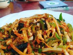 鱼香鸡丝-众乐大盘菜