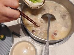 -煲王粤菜餐厅(中侨中心店)