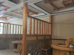 -咱屯子铁锅炖直营店(南湖大路店)