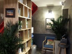 -HIGH FIVE哈福手工汉堡(桂林路店)