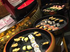 -四海一家自助餐(益田假日广场店)