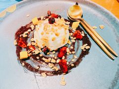 酸奶球-HELLO MUSAE 拾光缪斯餐厅·纯正希腊风味(苏州中心店)