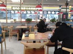 大堂-陇兴楼兰州拉面(西安咸阳国际机场店)