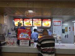 -华莱士·全鸡汉堡(艳粉店)