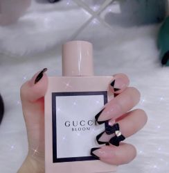 -苏彩·皮肤管理美甲美睫