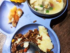 -蜜桃餐厅·伴山(湖滨商业街店)