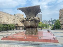 -昱龙大盆牛蛙馆(三兴街总店)