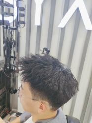 -丝语萱形象