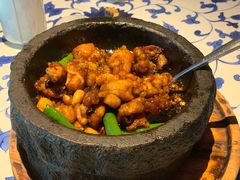 石锅杭椒牛蛙-桂满陇天书(南京德基旗舰店)