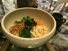 -云海肴·汽锅鸡·云南菜(天山百盛优客店)