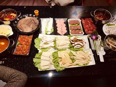 -唯爱KTV聚会餐厅(仙林东城汇店)