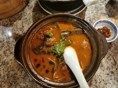 肥肠臭豆腐砂锅-南京大牌档(三阳广场苏宁店)